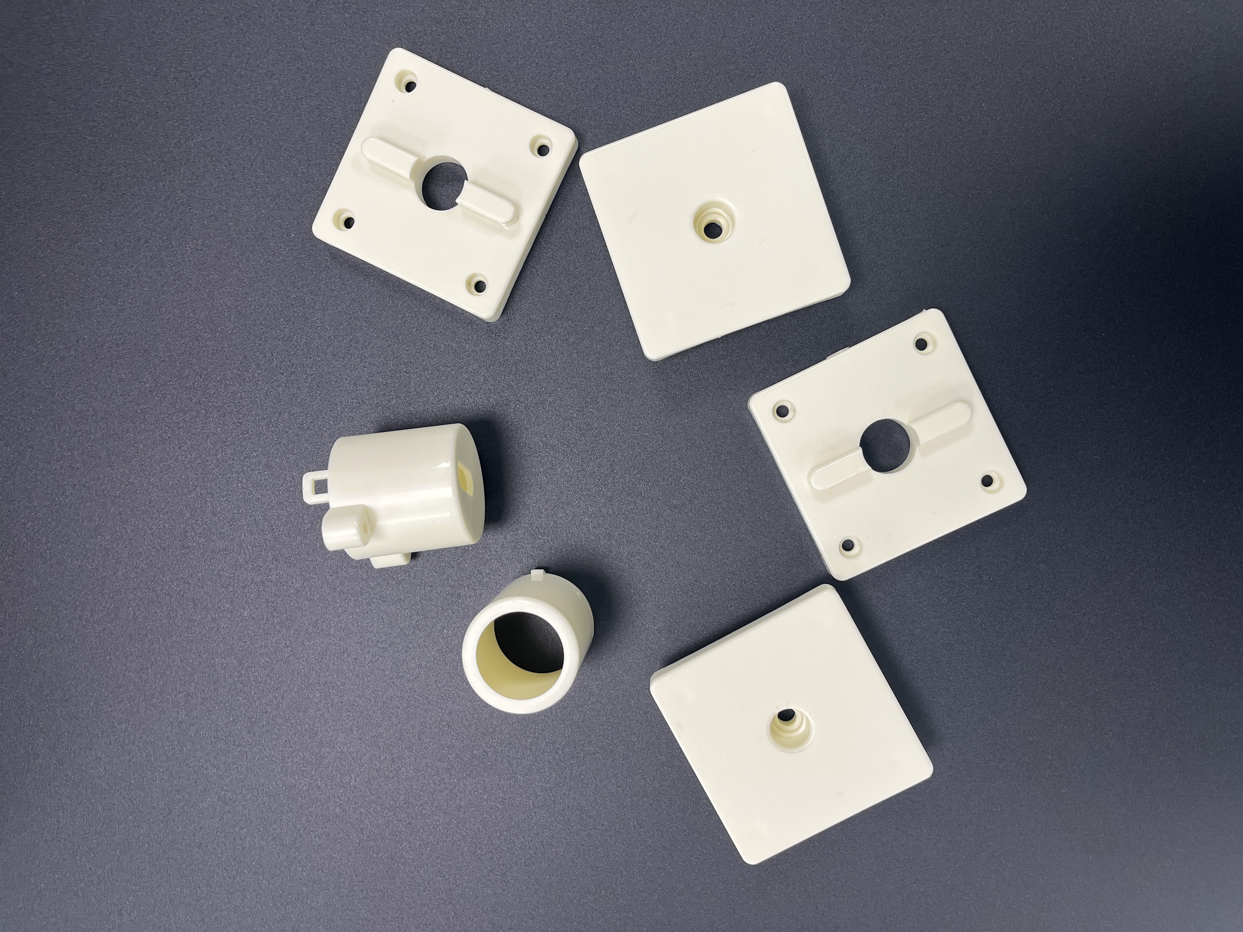 High Precision Wiring Accessories Injection OEM Molding High Precision Wiring Accessories Injection OEM Molding
