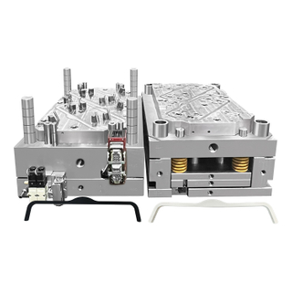 High Quality Mold Maker Injection Mold for Clothes Hanger PA6 PE PC