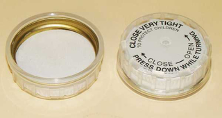 Custom Plastic Injection Mold Plastic Bottle Push Down Caps for Children
