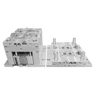 1*4 Cavity Plastic Switch Panel Mold PC Material Large Sprue Horn Gate Mold Runner 1.2083ESR HRC48-52 Mold Steel Cavity High Gloss Switch Cover Plate Tooling