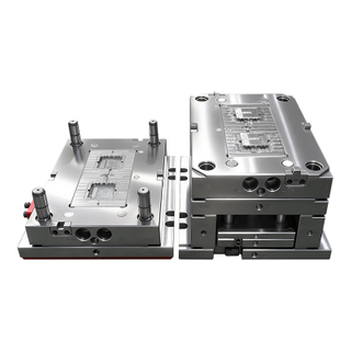 1+1 Cavity PC Material Submarine Gate ISO9001 1.2083ESR HRC48-52 Mold Steel Rear Mold Texturing Plastic Panel Componets Mold