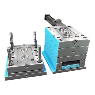 1*2 Cavity PC+UV Protection Pin Point Gate Polished Mold And Core Spot Lamp Lens Plastic Mould